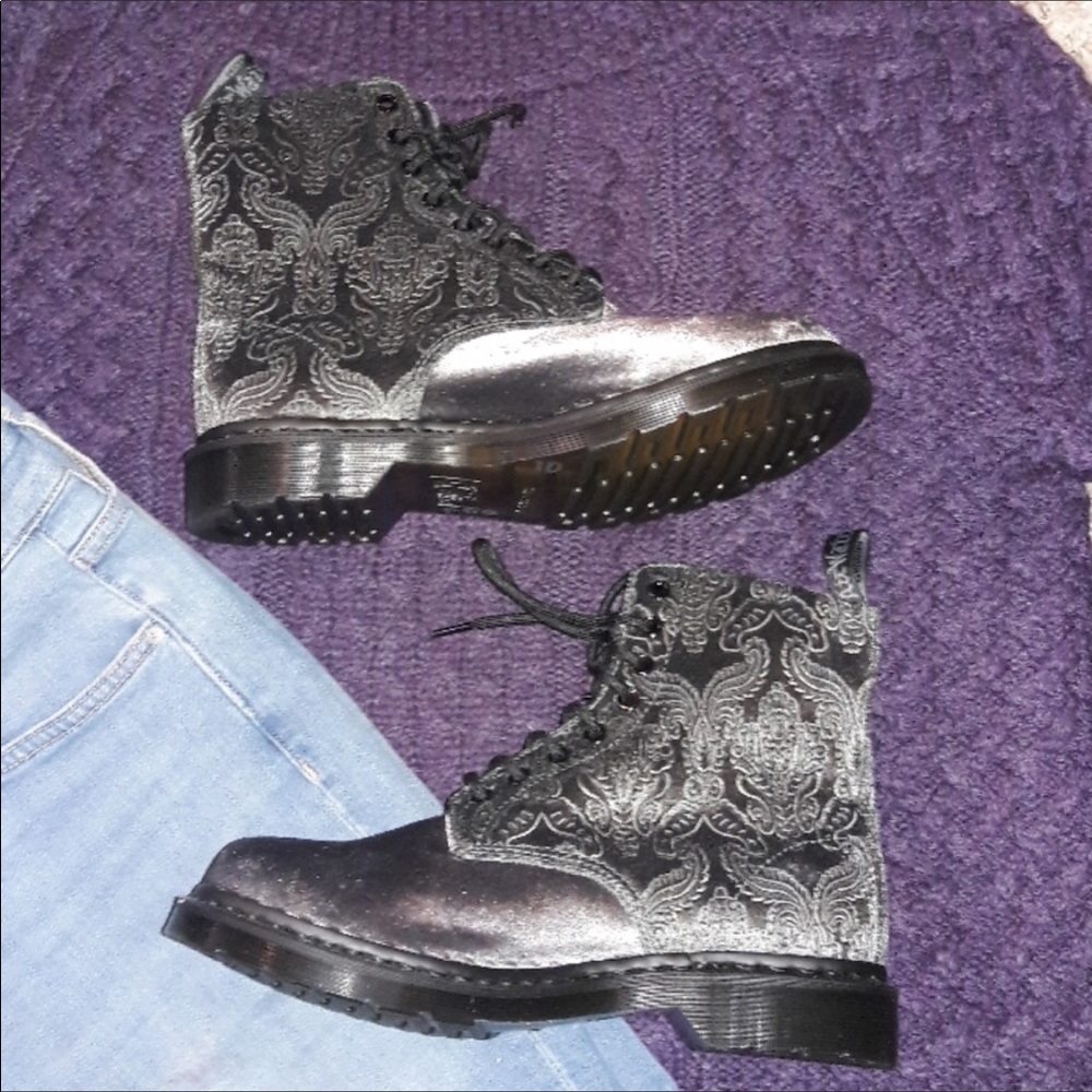 DR. MARTENS 1460 RARE GRAY PAISLEY VELVET BOOTS